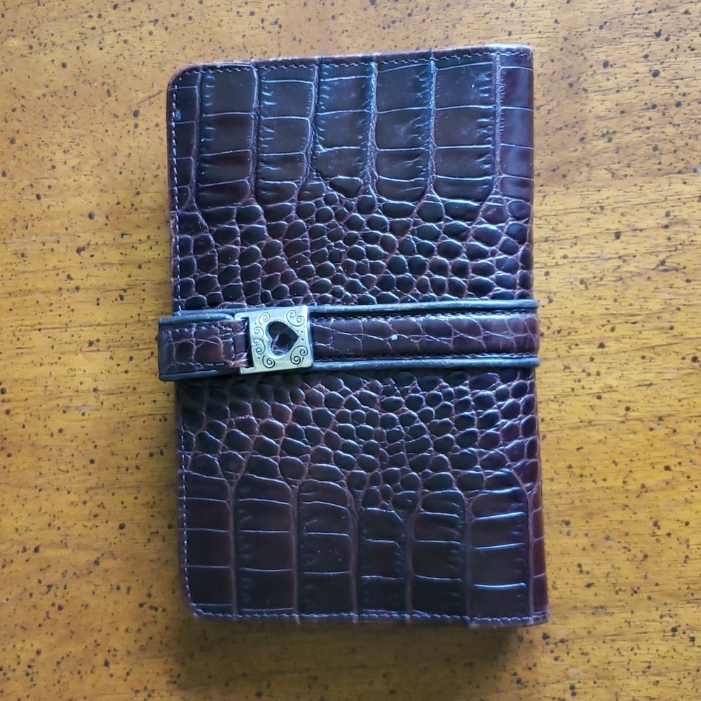 ⚜ BRIGHTON Brown Leather Checkbook Wallet